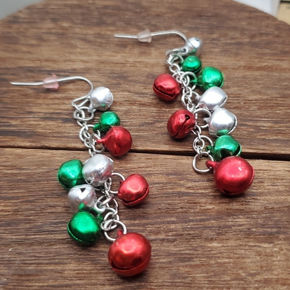 Jingle bell actually jingles earrings festive dangle‎ E2141